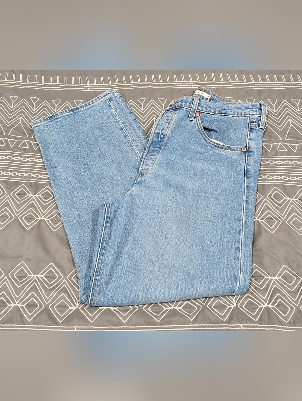 Levis Ribcage Straight High Waisted Jeans Size 31